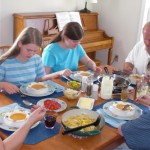 Family-Dinner-Gapalicious